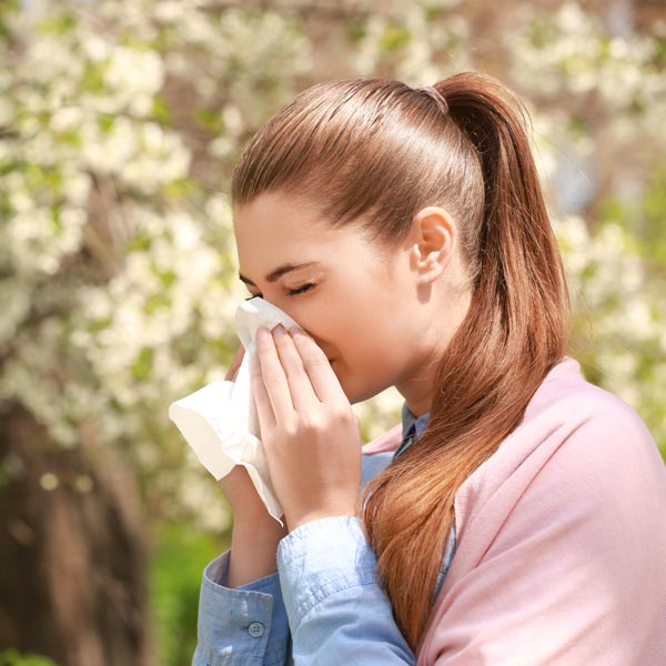 Managing Your Seasonal Spring Allergies